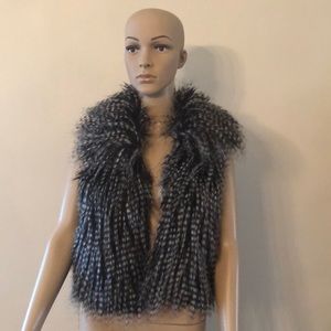 bcbg faux fur vest sz M
